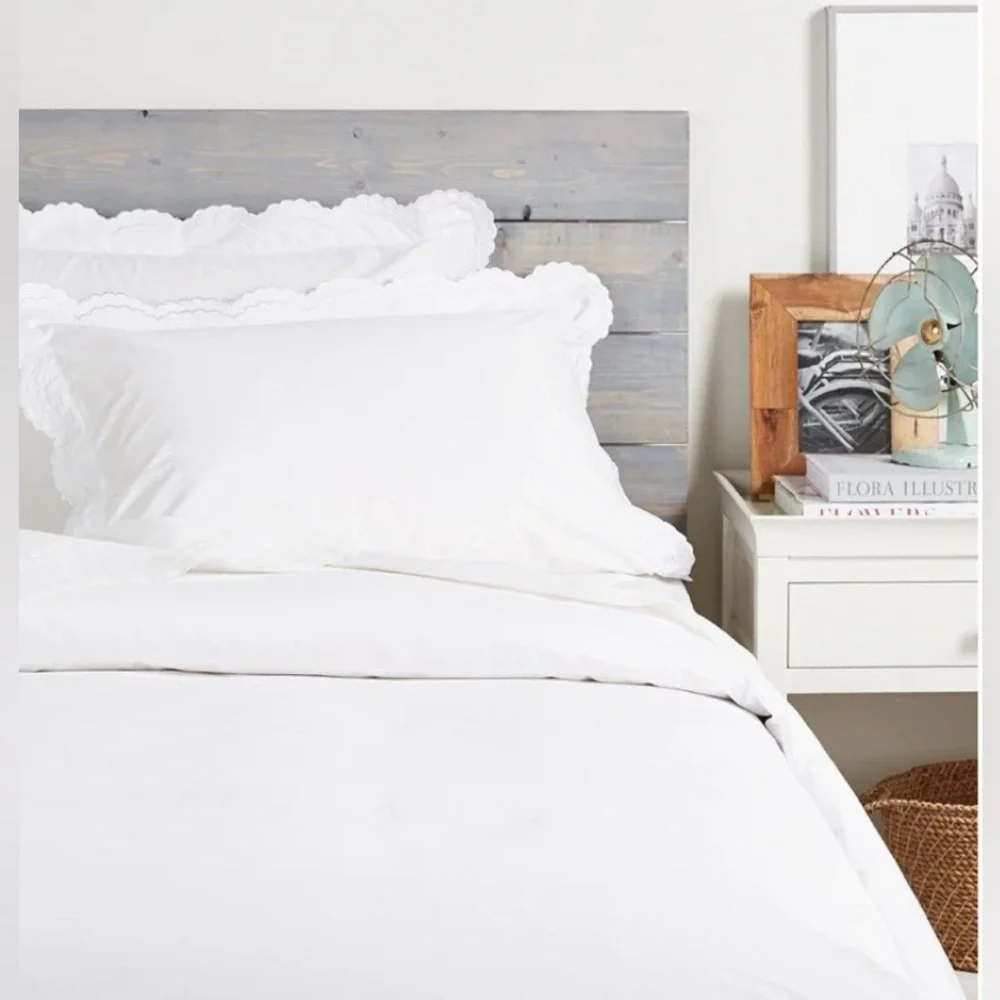 Embroidered Percale Crisp Cotton Double Scallopier Duvet Set and Sham Queen